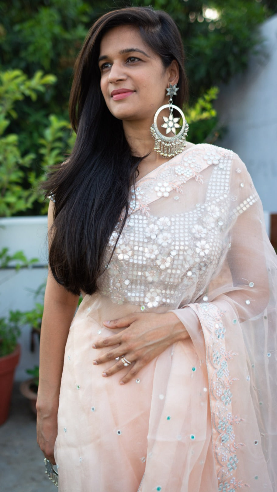 Peach Aarsi : Pure organza silk saree with mirror hand embroidery - 4