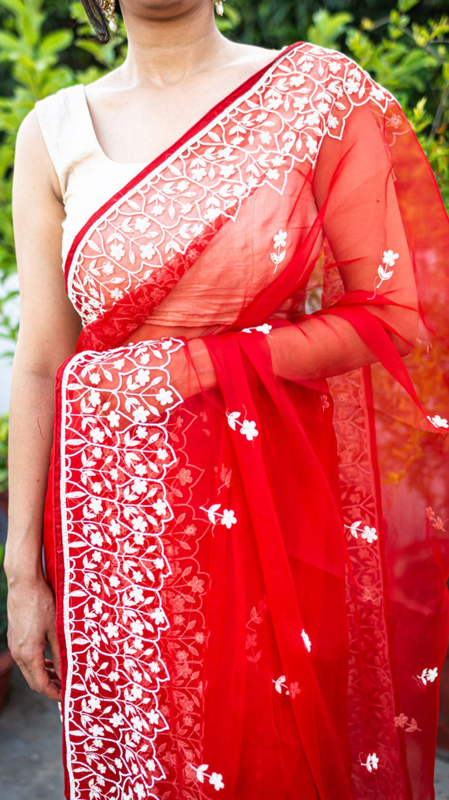 Lal jharokha : Pure organza silk saree with pearl hand embroidery - 3